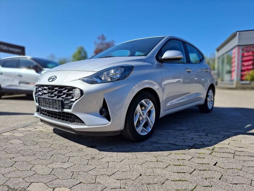 i10