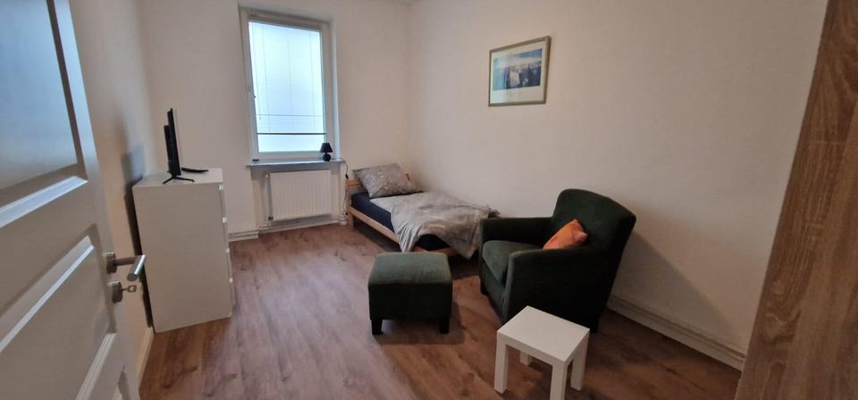 Etagenwohnung Kassel Südstadt - 2 Zimmer, 25 m&sup2;, 480&euro; | Angebot:25978644