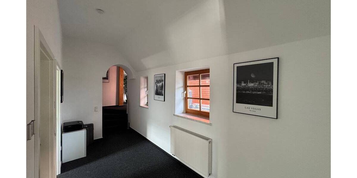 Gewerbeobjekt Fritzlar - 7 Zimmer, 150 m&sup2;, 1.400&euro; | Angebot:25678492