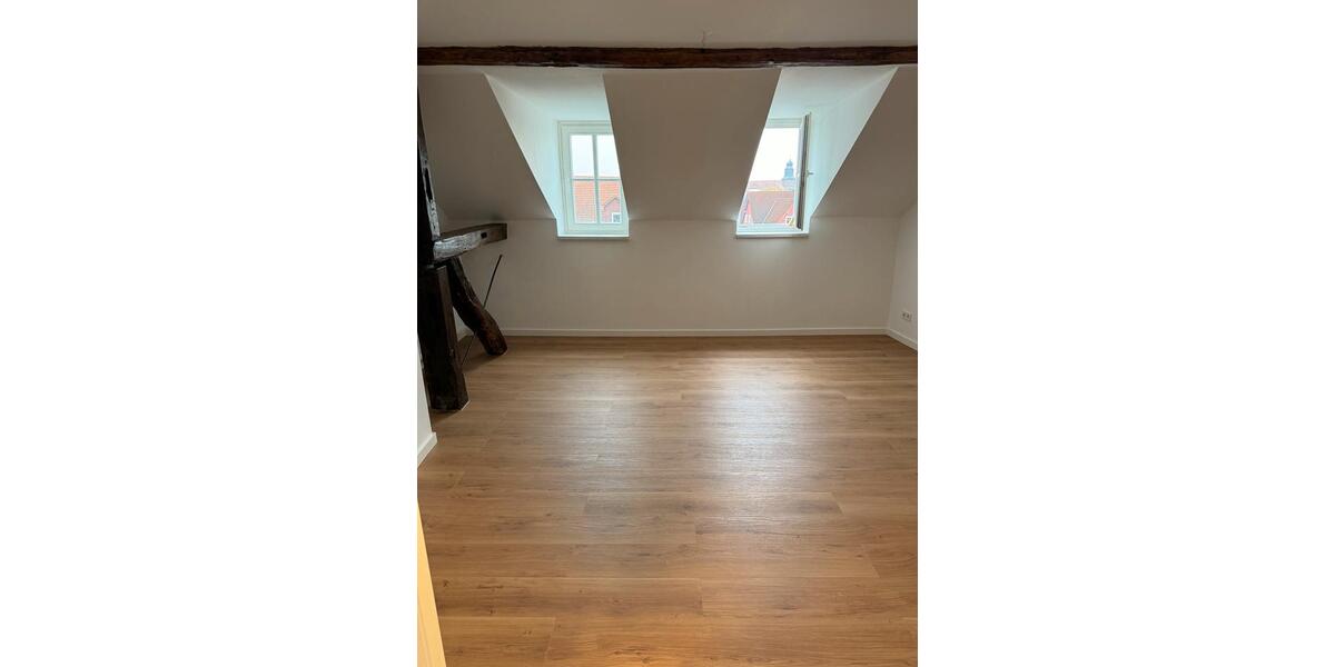 Attraktive Dachgeschosswohnung im Fachwerk 4 zimmer