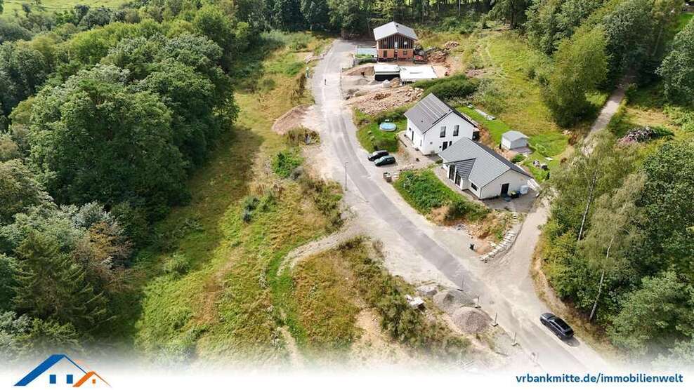 Grundstück zu verkaufen in Großalmerode 85.025 € 895 m²