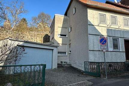 Haus Fritzlar - 6 Zimmer, 145 m&sup2;, 150.000&euro; | Angebot:25670489