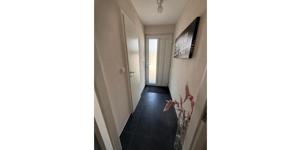 Doppelhaushälfte Lohfelden - 5 Zimmer, 146 m&sup2;, 525.000&euro; | Angebot:26357356