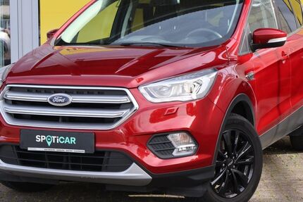 Ford Kuga 65.000 km 15.240 € Warburg 34414