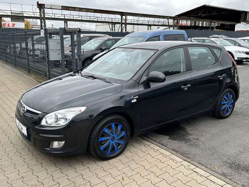 Hyundai i30 133.558 km 2.390 € Kassel 34123