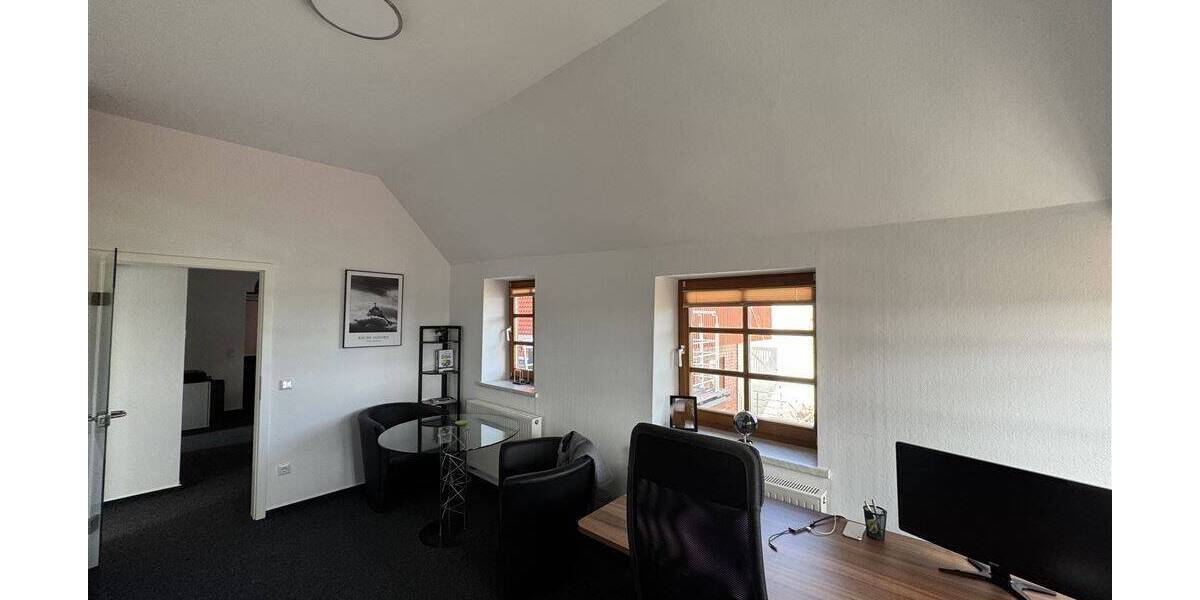 Gewerbeobjekt Fritzlar - 7 Zimmer, 150 m&sup2;, 1.400&euro; | Angebot:25678492