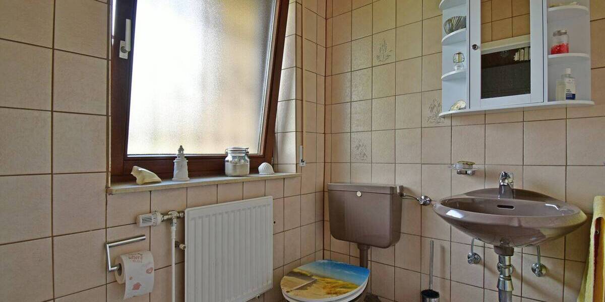 Einfamilienhaus Wolfhagen - 6 Zimmer, 207 m&sup2;, 440.000&euro; | Angebot:26527343