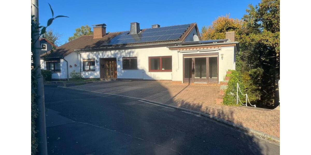 Doppelhaushälfte Hessisch Lichtenau - 8 Zimmer, 128 m&sup2;, 225.000&euro; | Angebot:23911987