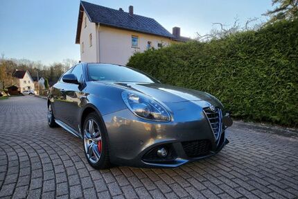 Alfa Romeo Giulietta 18.642 km 16.500 € Nürnberg 90478