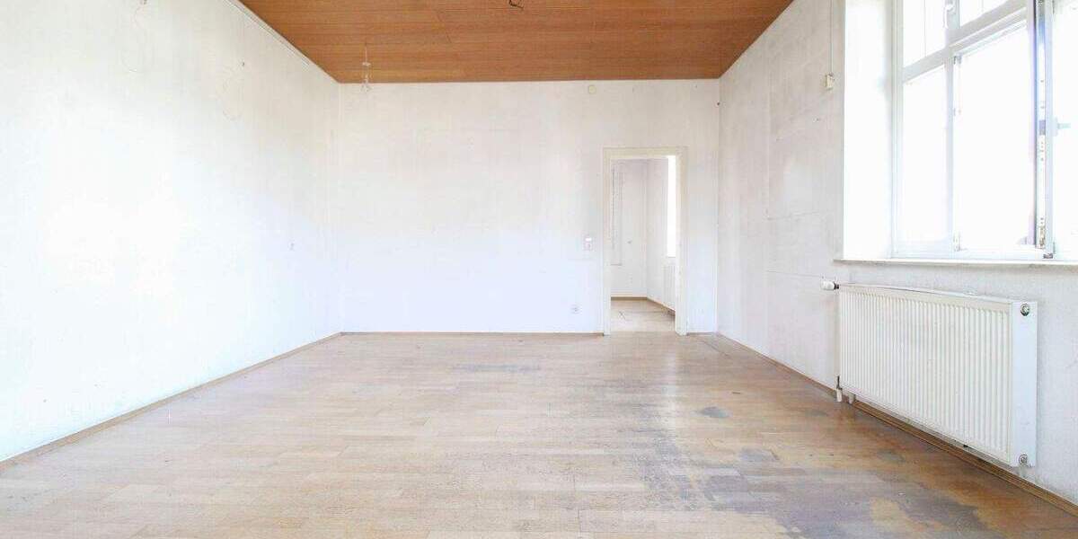 Charmanter Rohdiamant mit Garten in begehrter Vorstadtlage 9 zimmer