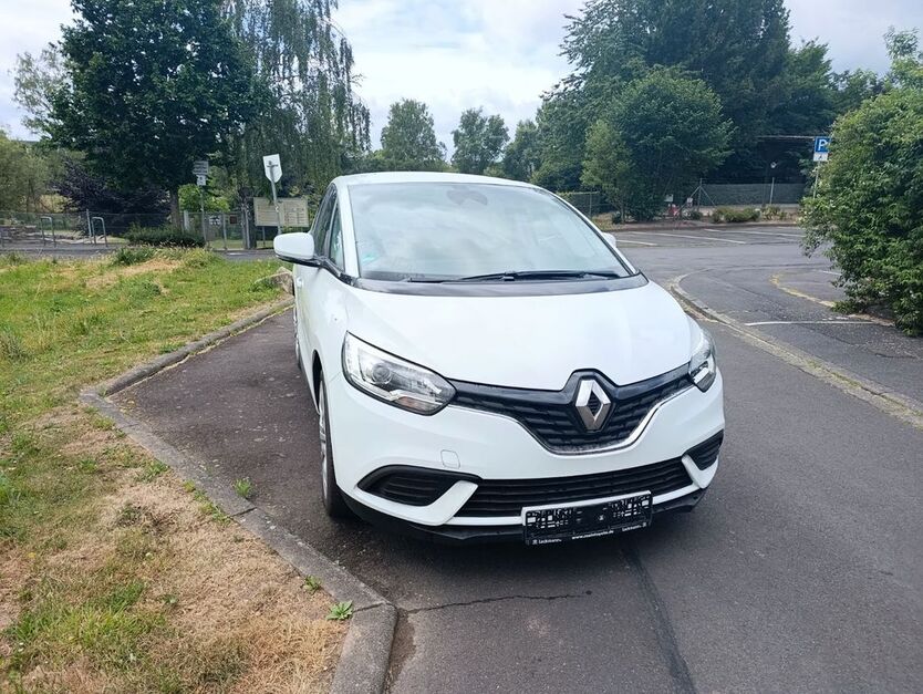 Renault Scenic 99.980 km 7.999 € Kassel 34125