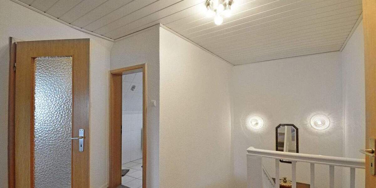 Doppelhaushälfte Kassel / Bettenhausen Bettenhausen - 5 Zimmer, 127 m&sup2;, 250.000&euro; | Angebot:25399888