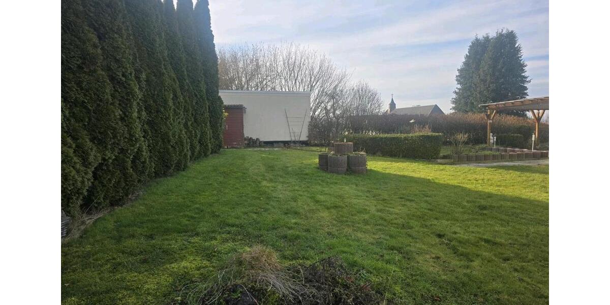 Einfamilienhaus Felsberg - 7 Zimmer, 123 m&sup2;, 250.000&euro; | Angebot:26698486