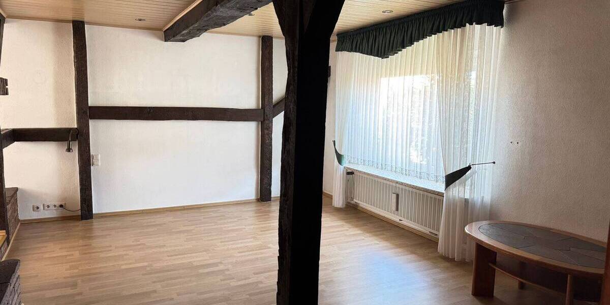 Mehrfamilienhaus, Wohnhaus Niestetal Sandershausen - 7 Zimmer, 203 m&sup2;, 299.000&euro; | Angebot:26450421