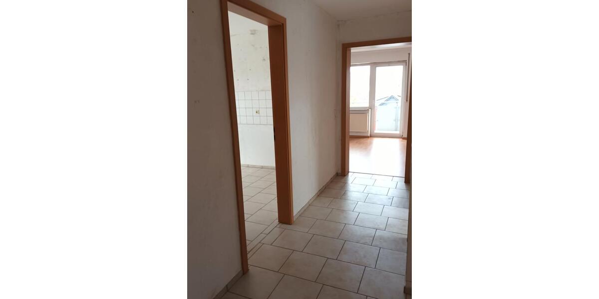 Dachgeschoßwohnung Niedenstein - 2 Zimmer, 58 m&sup2;, 340&euro; | Angebot:26047247