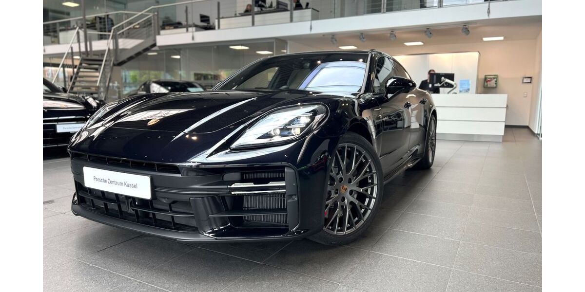 Porsche Panamera 10.900 km 164.800 € Kassel 34123