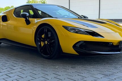 Ferrari 296 GTB 3.040 km 284.410 &euro; Kaufungen 34260