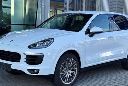Porsche Cayenne 174.573 km 34.980 € Niestetatal 34266