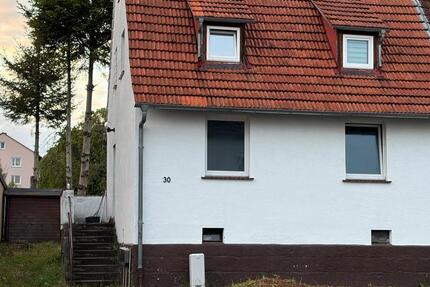 Haus Kassel Niederzwehren - 4 Zimmer, 100 m&sup2;, 279.000&euro; | Angebot:26652983