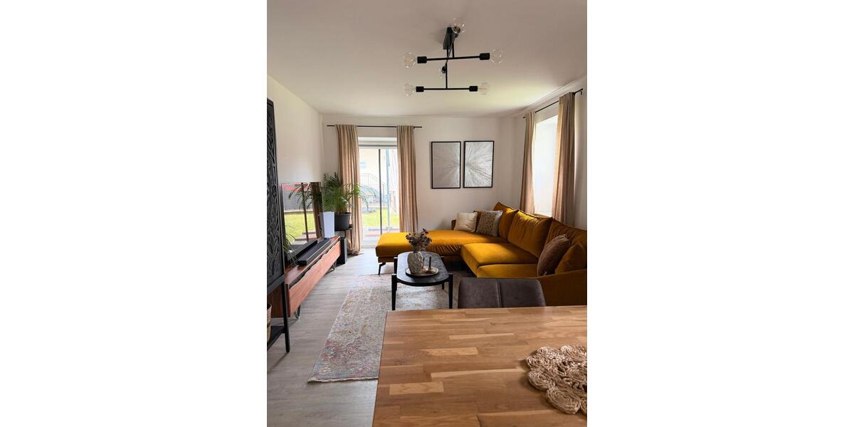 Erdgeschoßwohnung Felsberg - 3 Zimmer, 97 m&sup2;, 840&euro; | Angebot:25444883