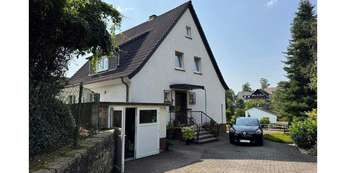 Ihr neues Zuhause: Einfamilienhaus auf Traumgrundstück in Kaufungen 7 zimmer