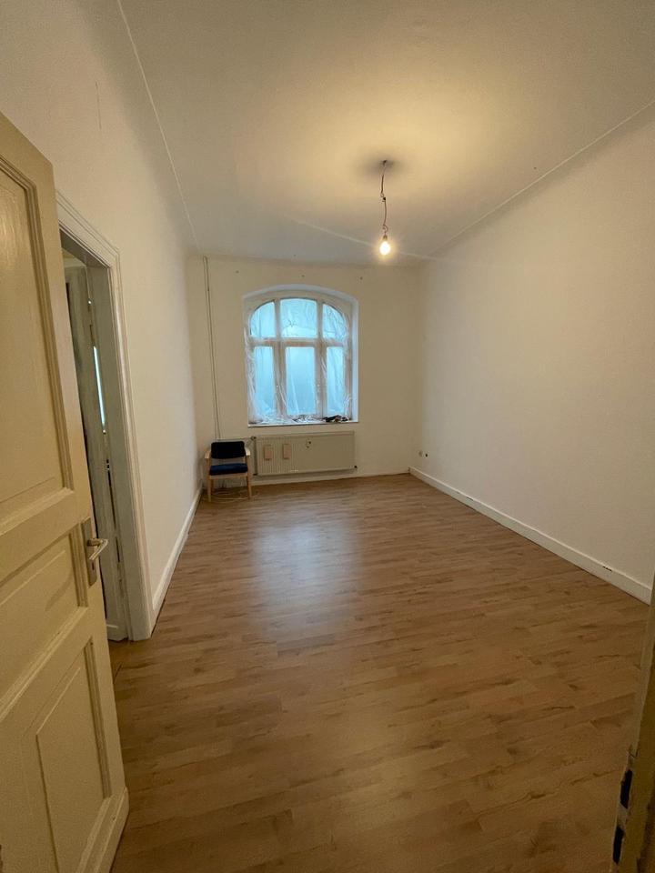 3-ZKB-EG-Vorderen Westen–renoviert 309.000€
