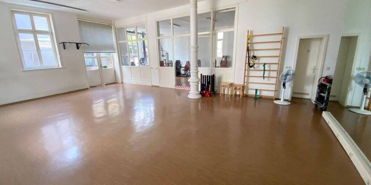 Gewerbeobjekt Kassel Wehlheiden - 4 Zimmer, 434.000&euro; | Angebot:26834322
