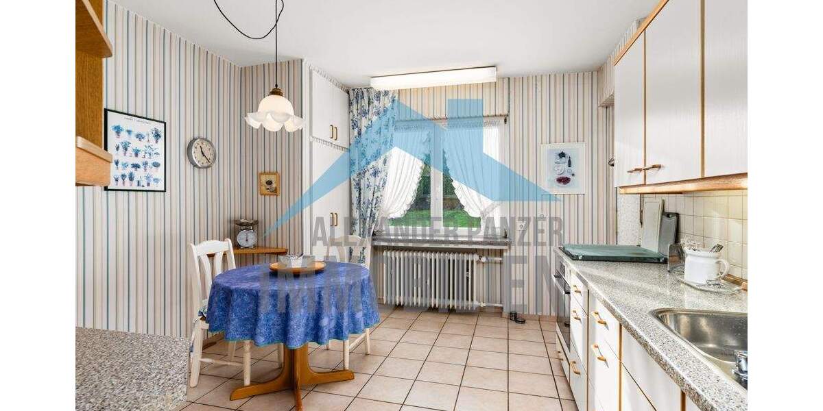 Mehrfamilienhaus, Wohnhaus Lohfelden Ochshausen - 7 Zimmer, 176 m&sup2;, 369.900&euro; | Angebot:25705703