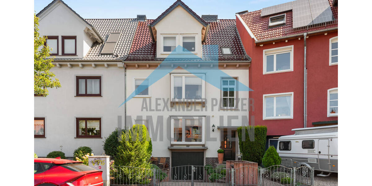 Gepflegtes Zweifamilienhaus im beliebten 