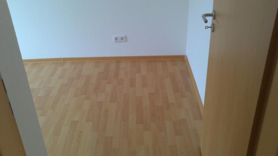 Hochparterre Kassel Philippinenhof-Warteberg - 2 Zimmer, 36 m&sup2;, 325&euro; | Angebot:25232231