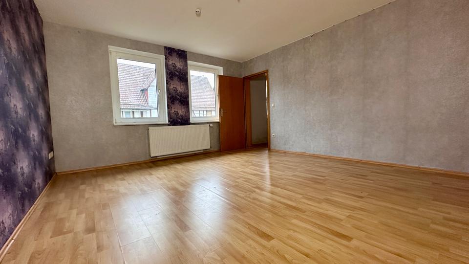 Einfamilienhaus Wolfhagen - 7 Zimmer, 200 m&sup2;, 980&euro; | Angebot:26136504