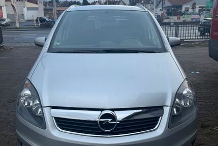 Opel Zafira 151.000 km 2.400 &euro; Kassel 34134
