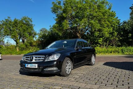 Mercedes-Benz C 250 135.500 km 9.500 &euro; Calden 34379