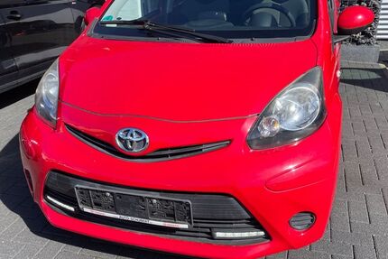 Toyota Aygo (X) 98.000 km 3.590 &euro; Kassel 34123
