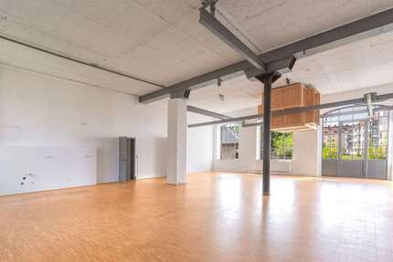 Gewerbeobjekt Kassel Philippinenhof-Warteberg - 2.250&euro; | Angebot:21284309