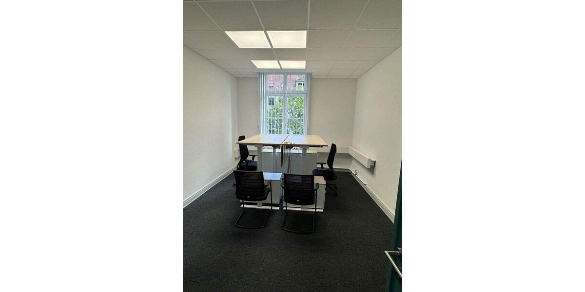 Repräsentative Büro-Praxisfläche in herrschaftlichem Gebäude 1 zimmer