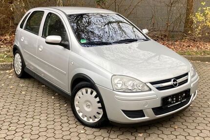 Opel Corsa 174.000 km 2.999 € Kassel 34123