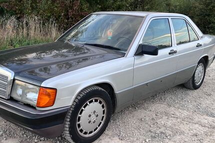Mercedes-Benz 190 267.950 km 2.850 € Kassel 34130