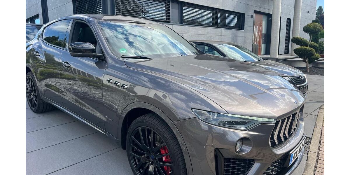 Maserati Levante 135.000 km 32.800 &euro; Niestetal 34266