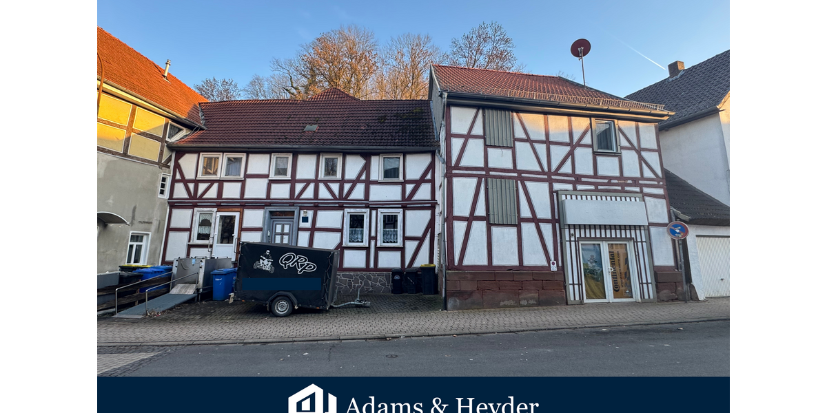 Einfamilienhaus Gudensberg - 8 Zimmer, 226 m&sup2;, 229.000&euro; | Angebot:25242824