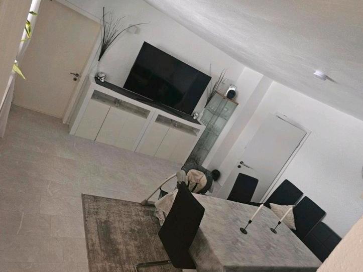 Einfamilienhaus Calden - 9 Zimmer, 180 m&sup2;, 329.000&euro; | Angebot:26176387