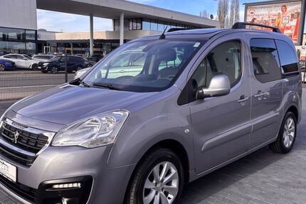 Peugeot Partner Tepee 178.000 km 5.999 &euro; Kassel 34123