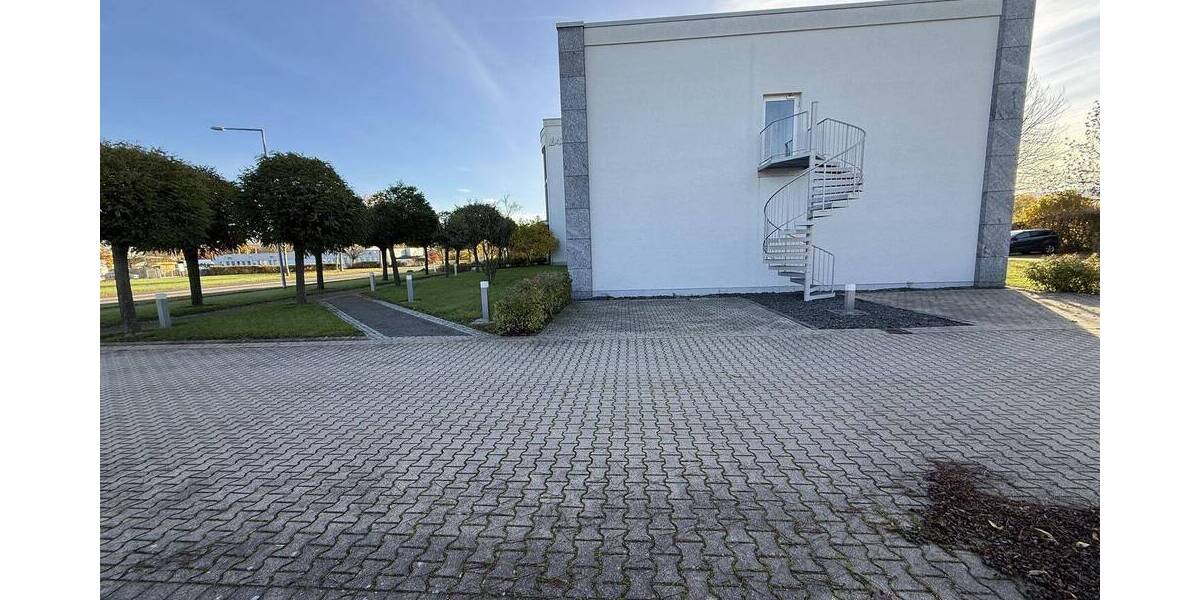 Gewerbeobjekt Kassel Waldau - 7 Zimmer, 2 m&sup2;, 2.100.000&euro; | Angebot:26696191