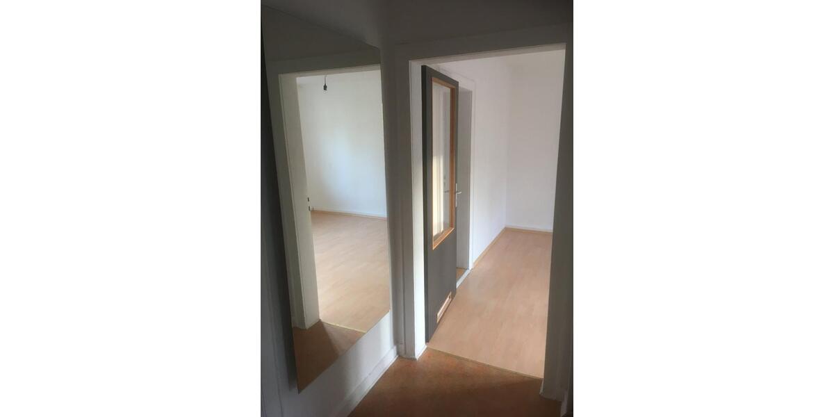 Etagenwohnung Kassel Südstadt - 2 Zimmer, 51 m&sup2;, 150.000&euro; | Angebot:24951735
