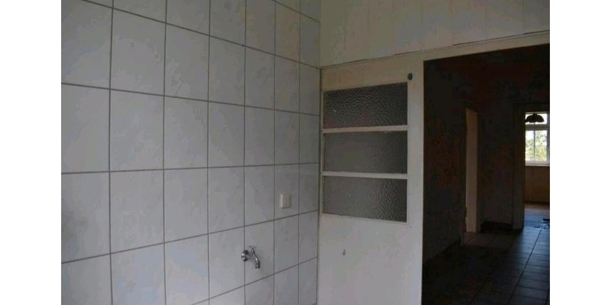 Etagenwohnung Kassel Bettenhausen - 3 Zimmer, 83 m&sup2;, 90.000&euro; | Angebot:27260246