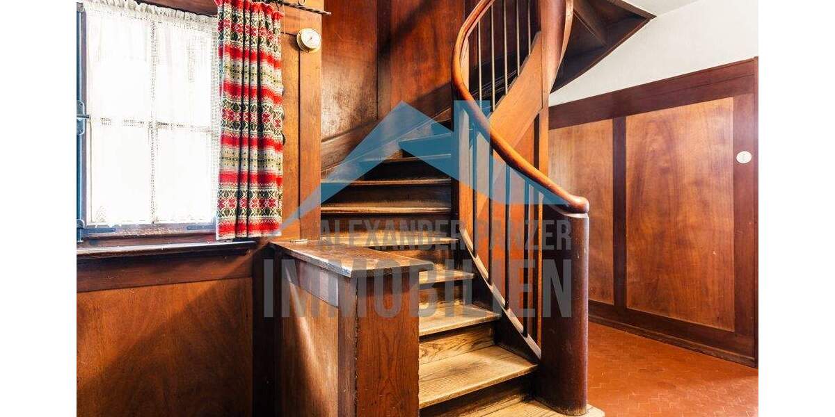 Mehrfamilienhaus, Wohnhaus Kassel / Wehlheiden Wehlheiden - 7 Zimmer, 180 m&sup2;, 299.900&euro; | Angebot:25748405