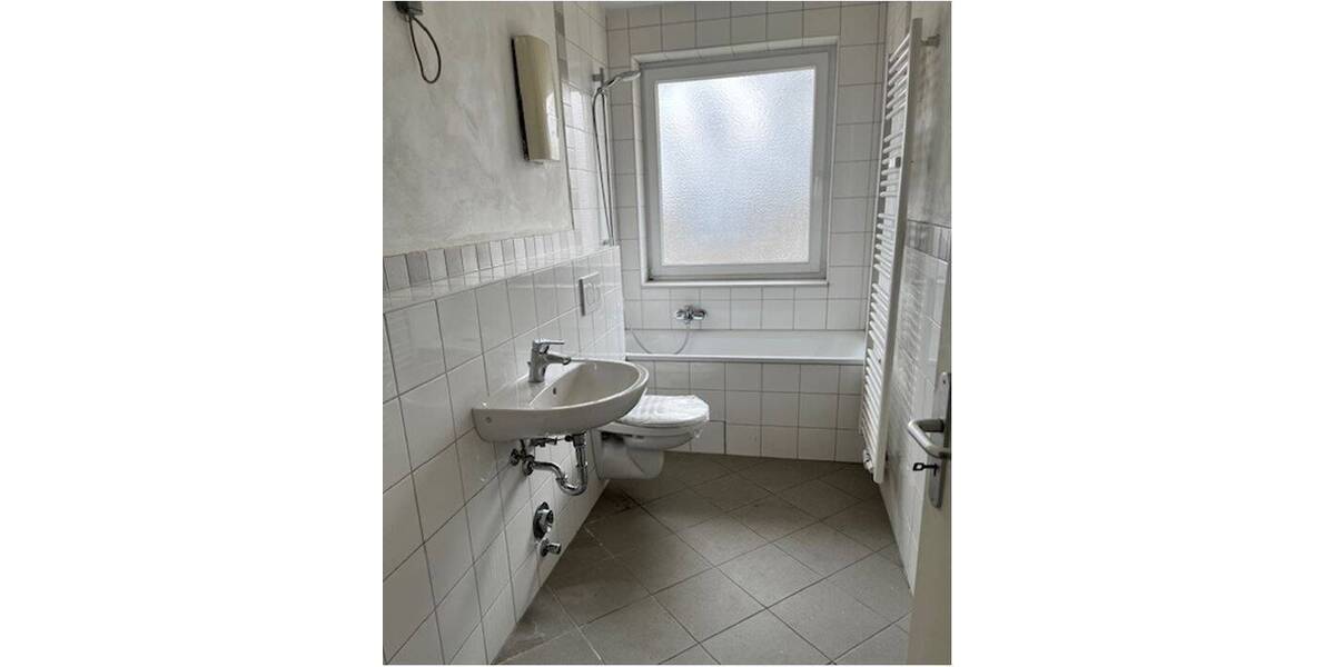Etagenwohnung Baunatal Altenbauna - 3 Zimmer, 74 m&sup2;, 590&euro; | Angebot:25695793