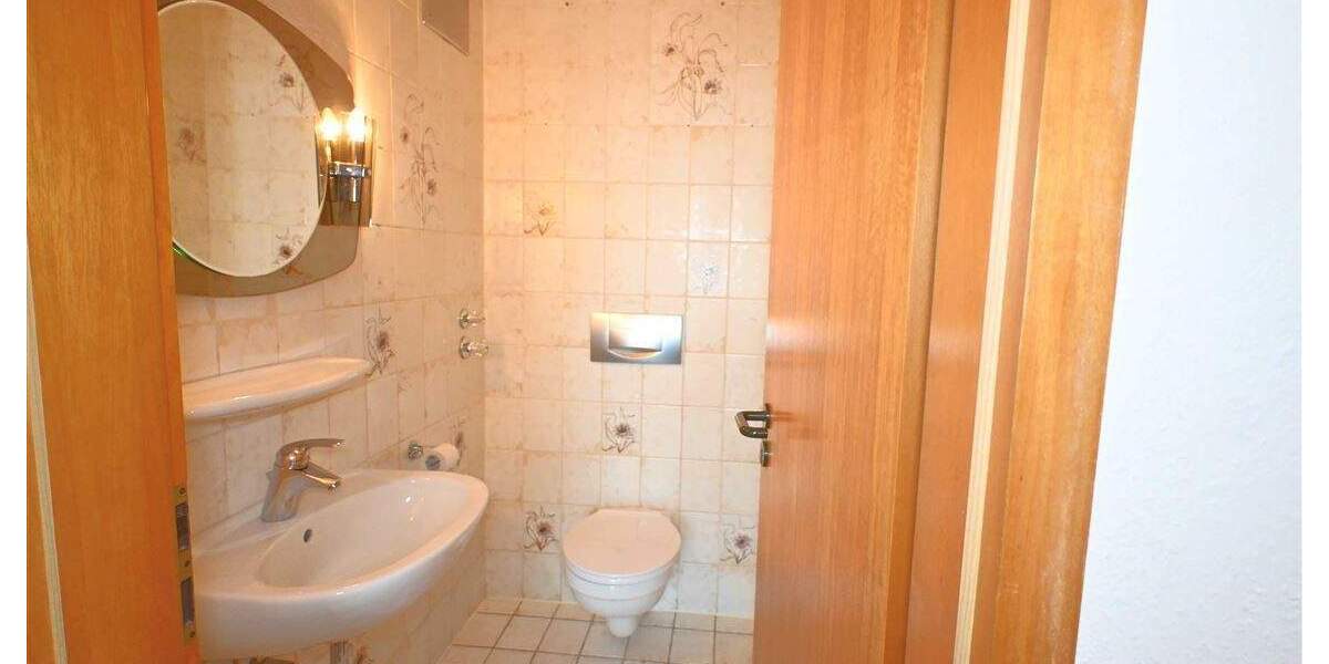 Reihenmittelhaus Kassel Süsterfeld/Helleböhn - 4 Zimmer, 104 m&sup2;, 295.000&euro; | Angebot:24594295