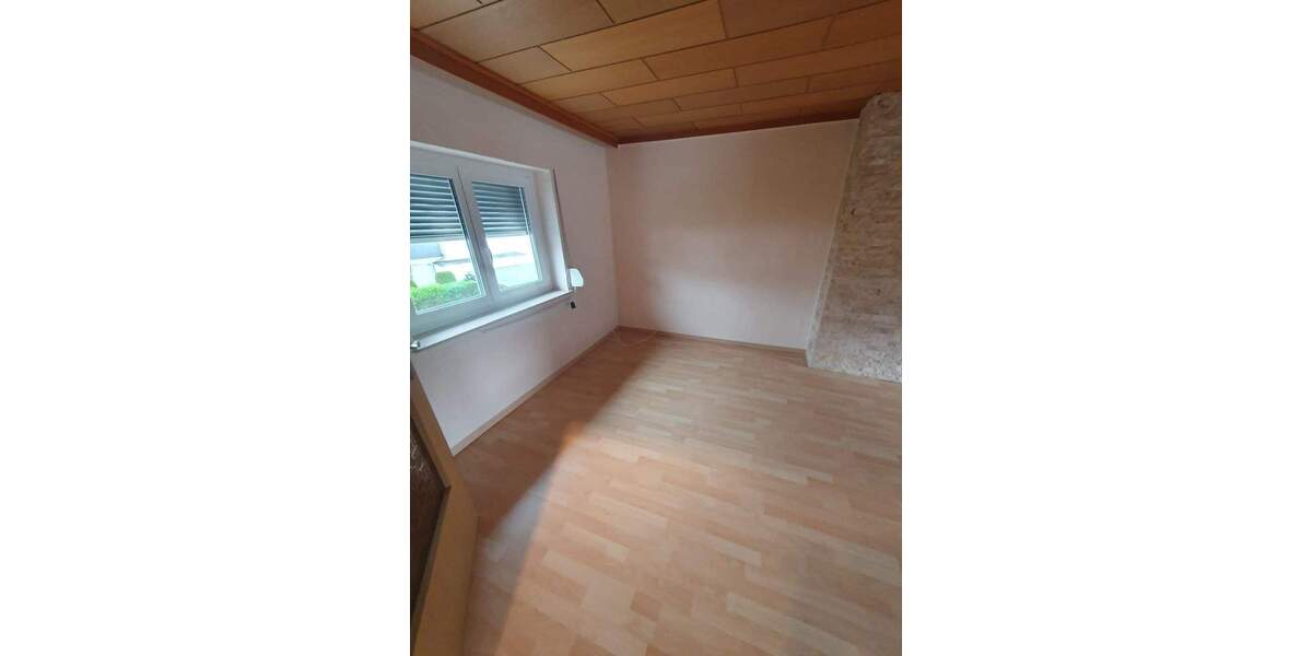 Mehrfamilienhaus, Wohnhaus Kassel Bettenhausen - 3 Zimmer, 70 m&sup2;, 159.000&euro; | Angebot:25815180