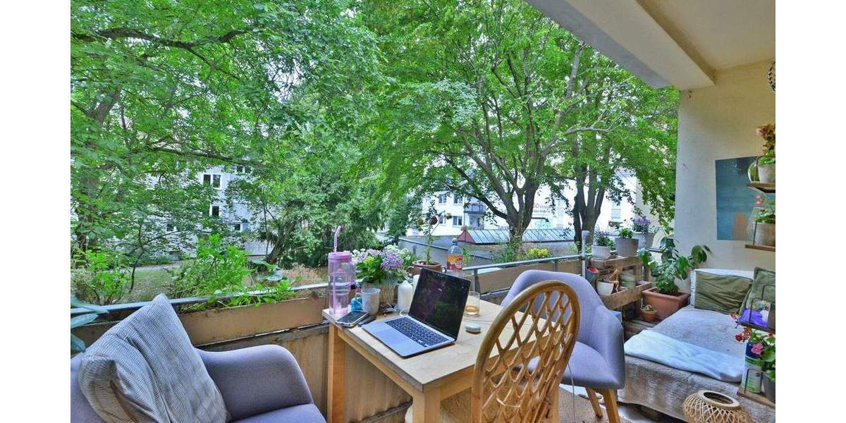 Etagenwohnung Kassel Mitte - 3 Zimmer, 100 m&sup2;, 260.000&euro; | Angebot:24720720